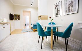 Apartment On Mosyazhna Street 4